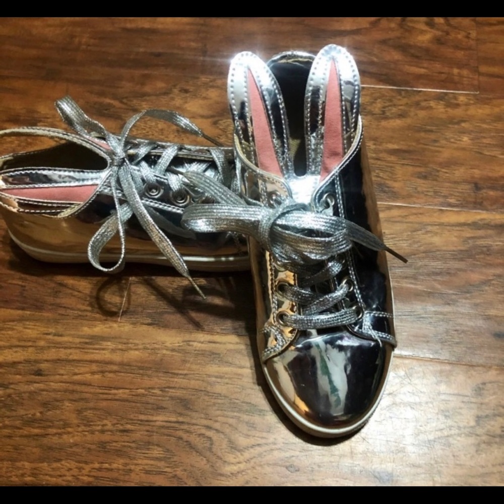 Lilianna Metallic Sneakers